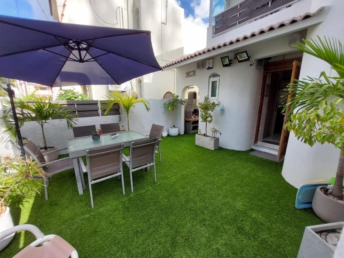 Villa Bienvenue Beachfront House Flic-en-Flacq Екстериор снимка