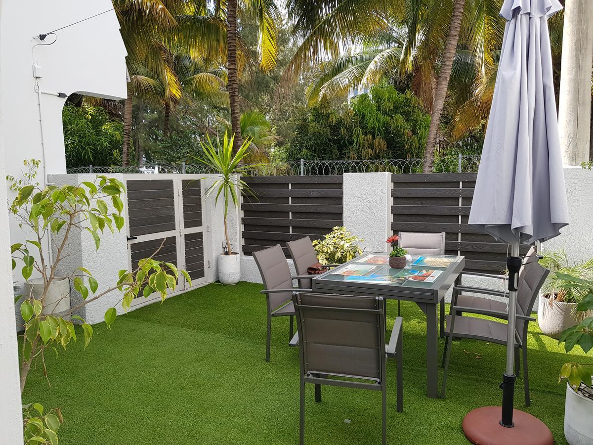 Villa Bienvenue Beachfront House Flic-en-Flacq Екстериор снимка