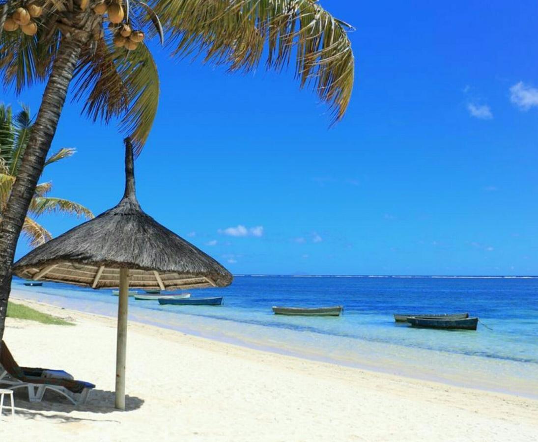 Villa Bienvenue Beachfront House Flic-en-Flacq Екстериор снимка