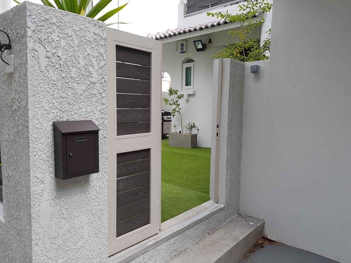 Villa Bienvenue Beachfront House Flic-en-Flacq Екстериор снимка